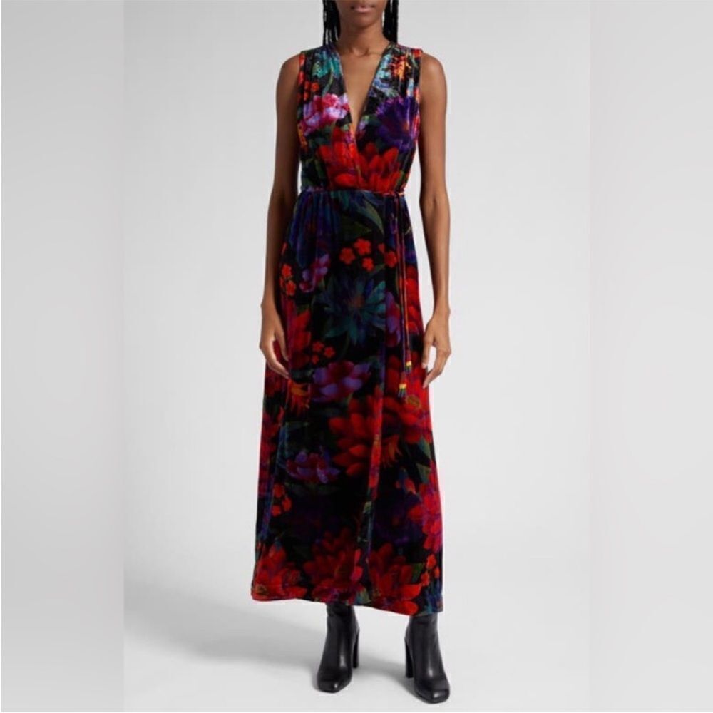 NWOT $325 FARM Rio Flower Season Crushed Velvet Dress Medium and x-small